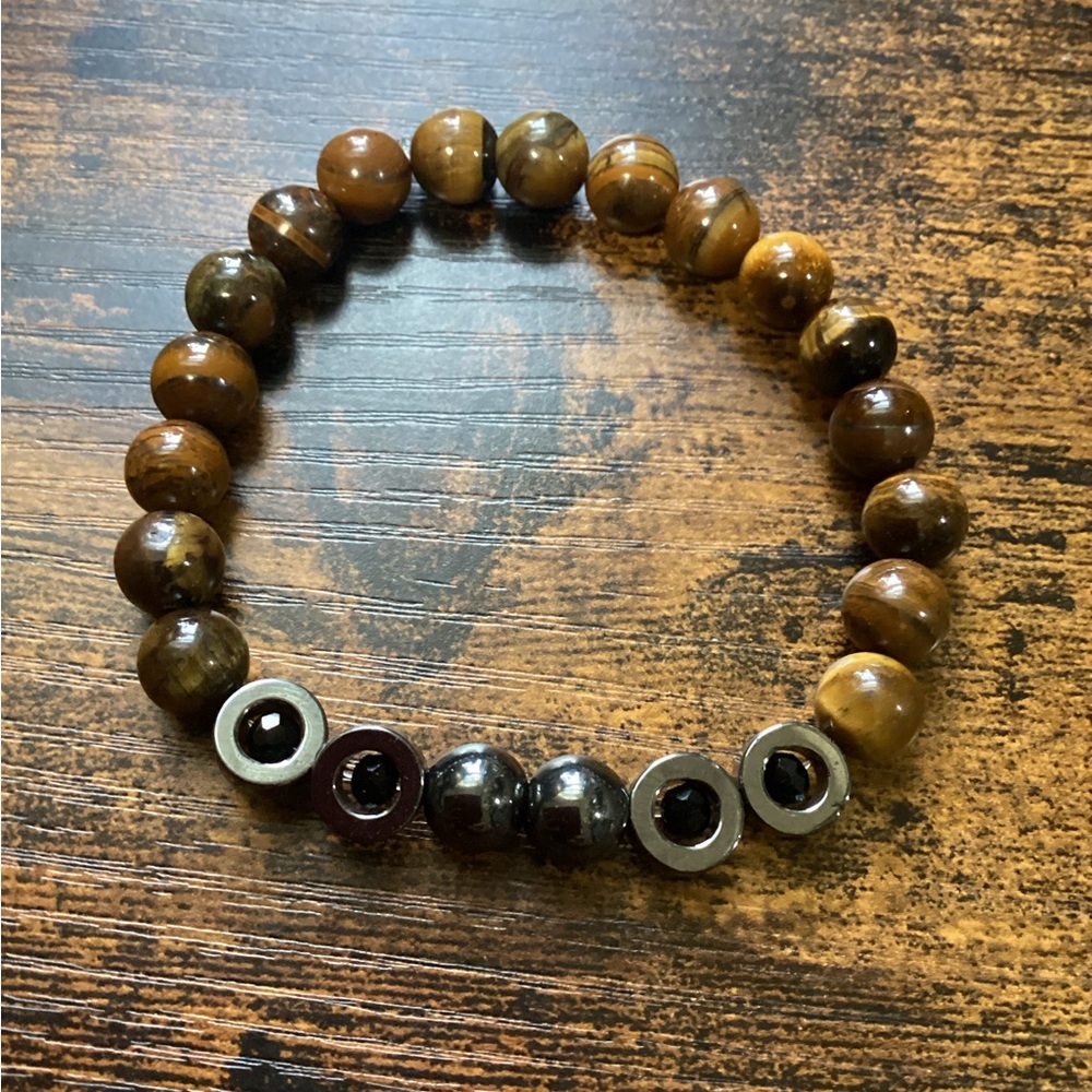 Bracelets - Picture 2 of 4
